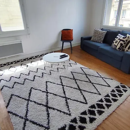 Le Haras Ouest Lägenhet