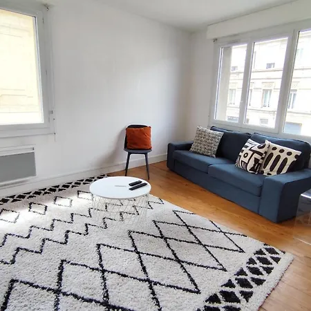 Le Haras Ouest Lägenhet